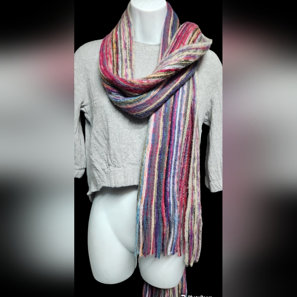 Christopher & Banks Scarf - Picture 2 of 6